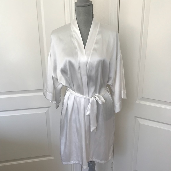 Satin Bridal Robe - Picture 2 of 5